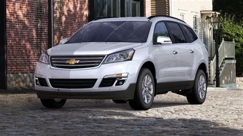 Used 2016 Chevrolet Traverse Fwd 1lt In Silver Ice Metallic For Sale In