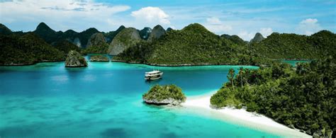 Discovering Raja Ampat Indonesia Yacht Charter Escapes Ahoy Club