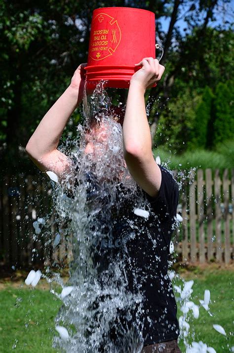 Ice Bucket Challenge Rules Explained How To Take The Ice Bucket Challenge For Charity