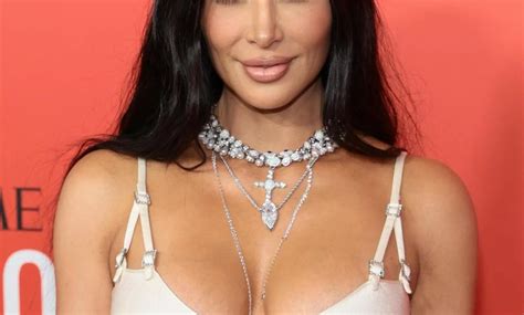 Kim Kardashians Golden Bikini Reference On Smash Mouth And Her Eerie