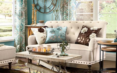 Make sure your rustic decor is on point! Touches of Rustic & Vintage Home Decor