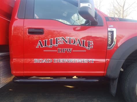 Dpw Truck Lettering With Silver Leaf Vinyl Ajr Wraps Truck Lettering