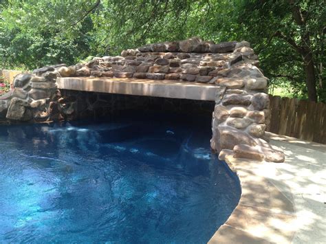 Grotto Features New Wave Pools Austin Pool Houses Swimming Pool
