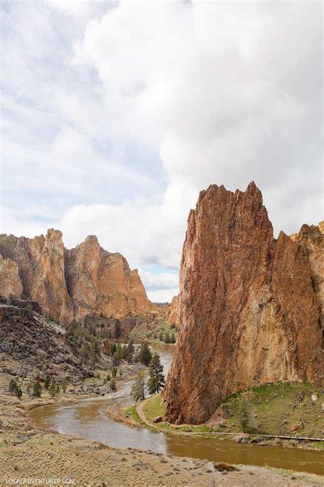 The routes are heavily trafficked, so well kept a and good bolts. Smith Rock State Park Oregon // Photo Diary