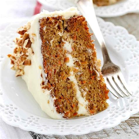 The bright orange color offset by creamy white frosting makes carrot as the name implies, the shredded carrots give this easy carrot cake recipe its bright color, but the taste is subtle. The BEST Carrot Cake Recipe