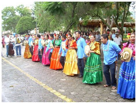 Danzas Y Música Fortaleciendo El Folclore Hondureño Honduras Tips