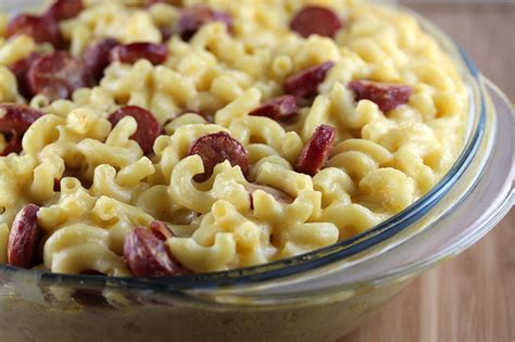Canned chili and crescent dough makes this recipe ridiculously easy. Hot Dog Mac and Cheese Casserole Recipe - BlogChef