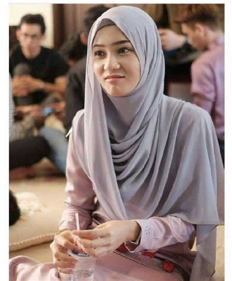 Namanya yulianti asti , janda cantik berusia 31 tahun ini sedang serius menca. Janda Cantik Muslimah / Janda Muslimah Bandung Cari Teman | Anak perempuan, Hijab chic, Wanita ...