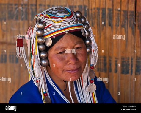 elaborate-headdress-high-resolution-stock-photography-and-images-alamy