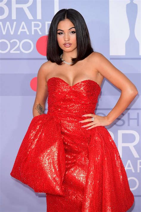 Mabel Mcvey In Red Dress At 2020 Brit Awards At The O2 Arena In