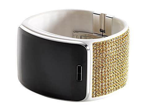 Its All About The Bling Say Samsung And Lg As They Adorn Gear S Note