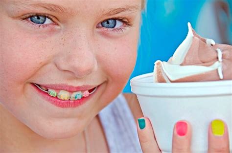 Also, colors in new clothes often leak more than those in old clothes. What Colors Do Braces Come In and How to Pick Braces ...