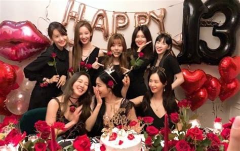 Girls Generation Revealed To Be Preparing A Full Group Comeback Daily Naver