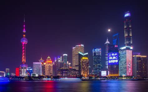 Download 3840x2400 Wallpaper Shanghai Cityscape Night