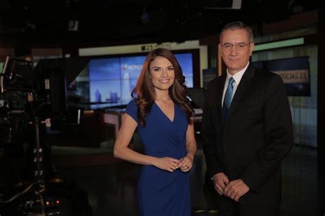Equipo de KUVN Noticias 23 - Univision 23 Dallas - Univision
