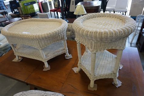 Smaller and with less surface area than coffee tables and console tables, end tables and accent tables are usually used at the end of a bigger piece of furniture. WICKER COFFEE AND END TABLE - Big Valley Auction