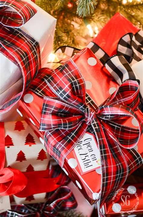 Best Gift Wrapping Tips and Tricks - An Alli Event