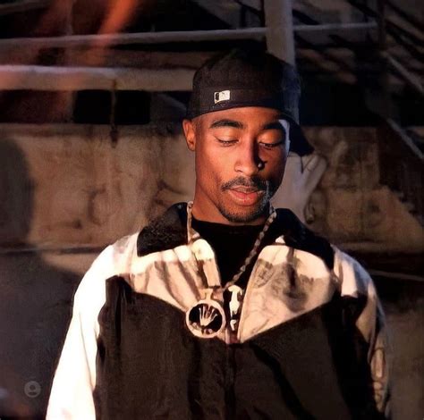 Tupac Photos Tupac Pictures 90s Rappers Aesthetic Rap Aesthetic Hip