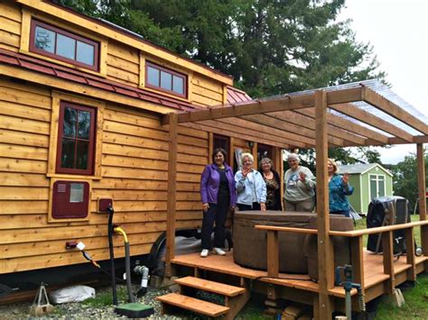 Savvy Seniors Are Buying Tiny Homes To Enjoy Their Golden Years In Off