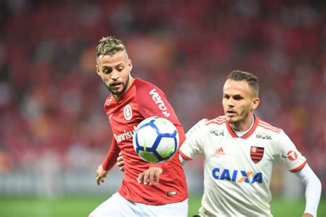 Por isso, vou torcer pelo flamengo, disse o pai ao jornal zero hora, não escondendo o sonho de ver o filho no. Inter e Flamengo duelam pela segunda rodada do Brasileirão - Gazeta Esportiva