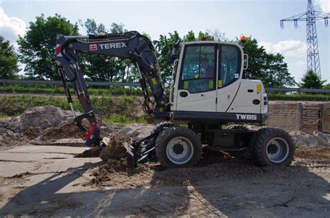 Terex Unveils Updated Excavator Series