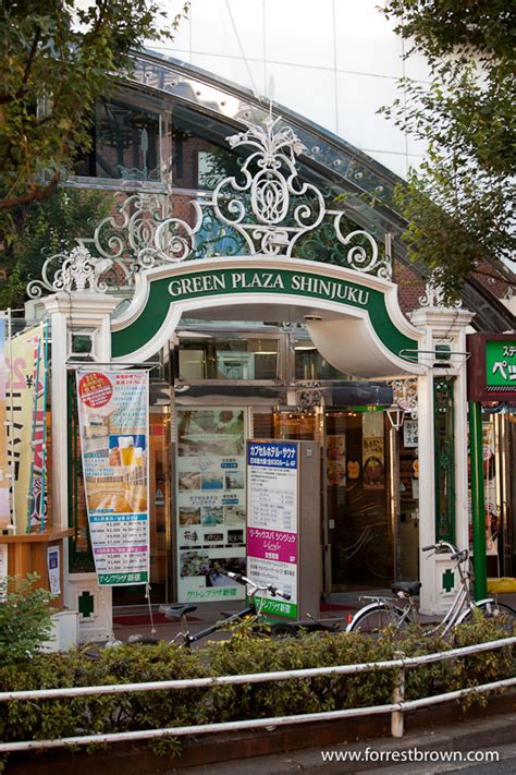 Here's the pros and cons of capsule hotels, also known as pod hotels, can go as low as sgd $31 per night and they're a. Category: Japan