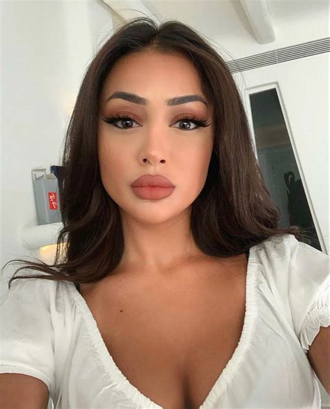 I Was Dreaming 😴 Latina Makeup Looks Latina Makeup Hair Makeup