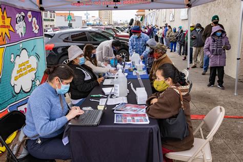 How do i register for the covid vaccine? Hundreds line up at southern Dallas pop-up site to ...
