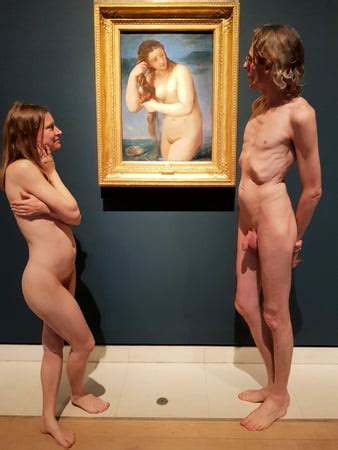 Naked In A Museum Pics Xhamster