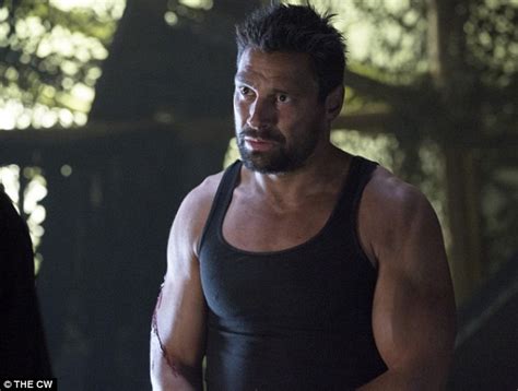 Manu Bennett Talks The Active Sex Lives Of The Arrow Tv Characters