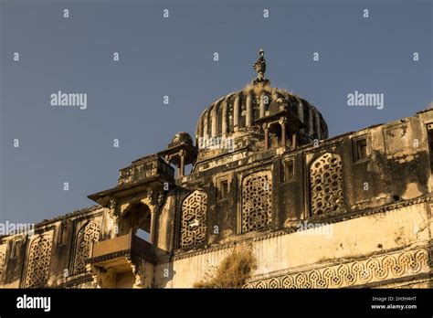 Jahangir Mahal In Orchha Madhya Pradesh India Stock Photo Alamy