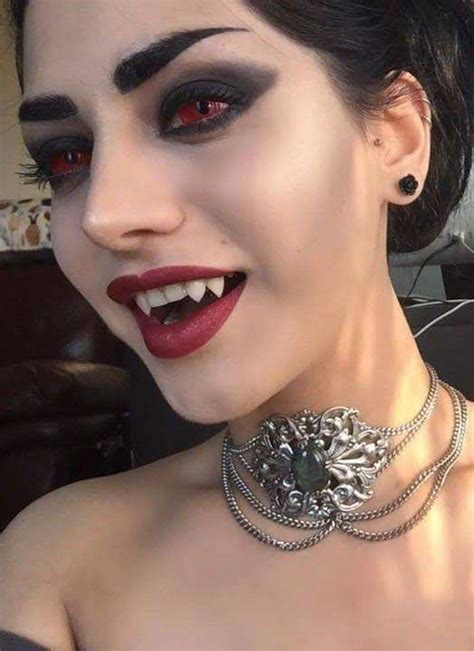 Pin De Melinda Webb Wiseman Em Vampires Forever Maquiagem Vampira