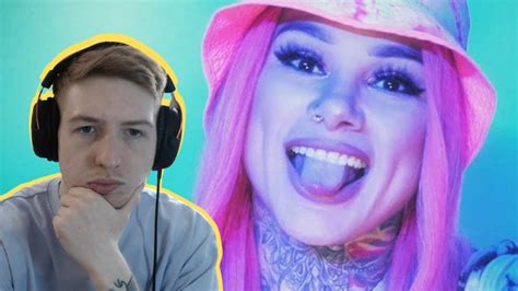 Uk Reaction To Snow Tha Product Shuttup Youtube