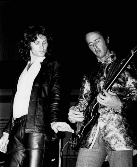 Jim Morrison Yand Robby Krieger 1968 Jim Morrison The Doors Jim