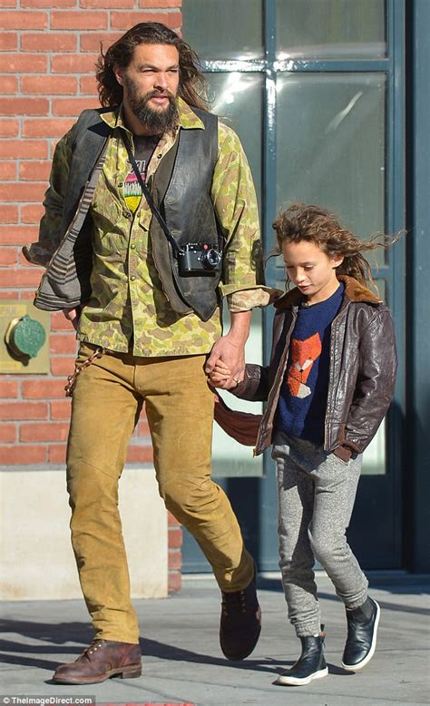 Jason Momoa And Lisa Bonet Take A Stroll With Their Kids Daily Mail