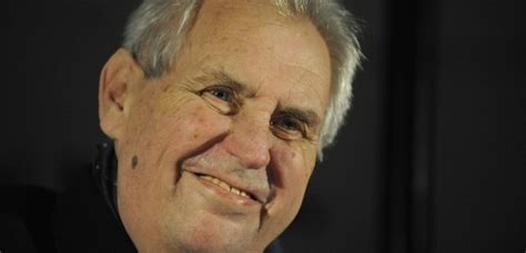 Ve svém prohlášení to uvedl prezident miloš zeman ke kauze pravděpodobné účasti ruských agentů na výbuších v muničním skladu ve vrběticích na zlínsku v roce 2014. Miloš Zeman: Poznám laika, který se vydává za odborníka ...
