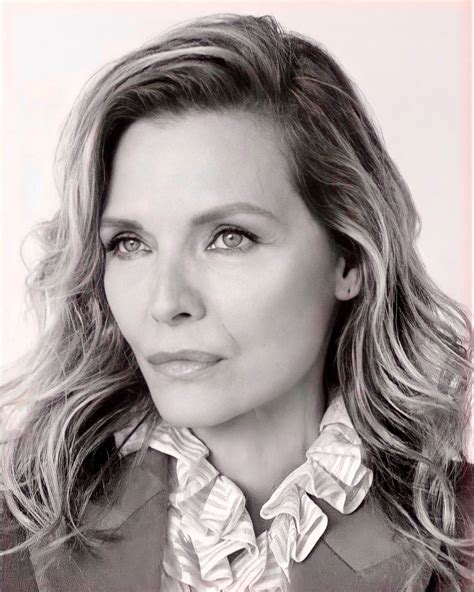 Michelle Pfeiffer In 2021 Michelle Pfeiffer Michelle Classic Hollywood