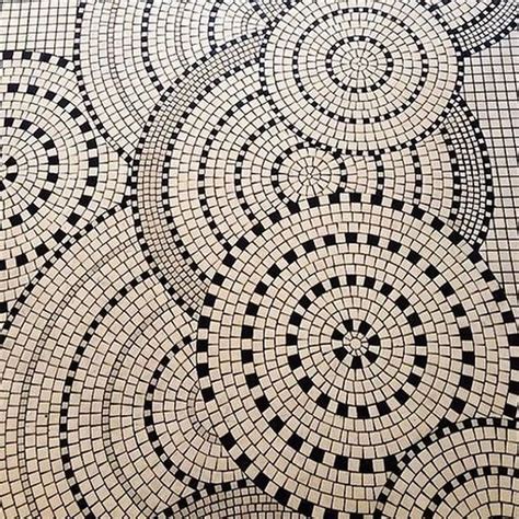 20 Catchy Mosaic Floor Ideas For Home Interior Trenduhome Mosaic Flooring Mosaic Tile