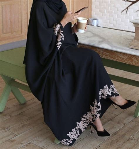 Arab Swag Noor O Martini Modern Hijab Fashion Modest Fashion Hijab Modesty Fashion Arab