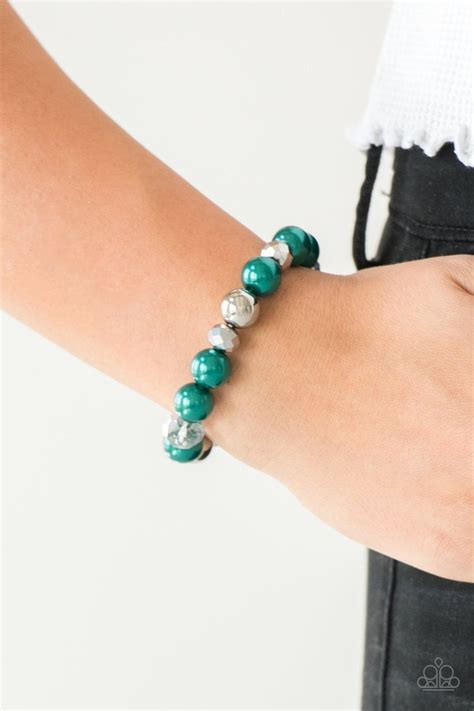 Paparazzi Very Vip Green Pearly Beads Stretchy Band Bracelet