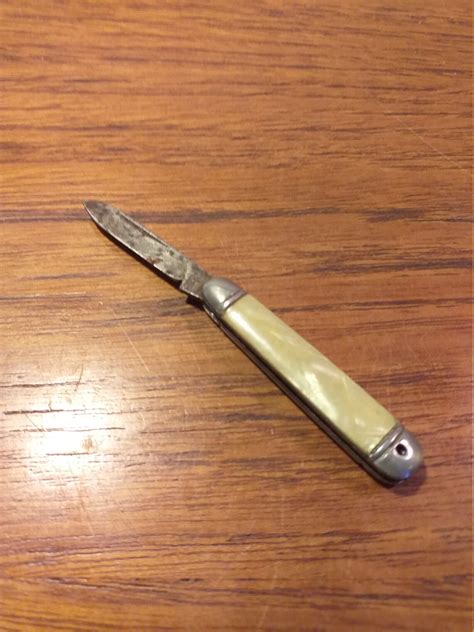 A Vintage Richards Of Sheffield Pocket Knife Etsy