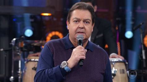 Quando deixou a band, em 1988, faustão comunicou os donos da emissora seis meses antes que estava indo embora. Faustão esculhamba Bolsonaro ao vivo na Globo; assista