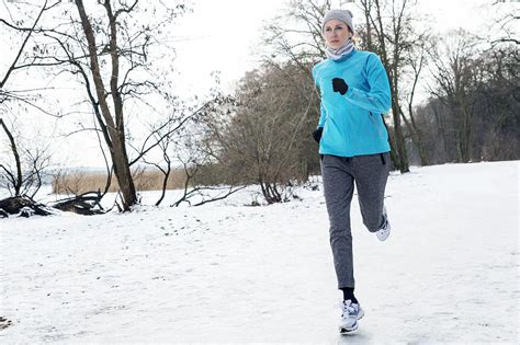 Cold Weather Running Safety Tips