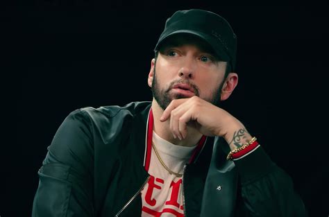 Did Eminem Just Murder MGK? Twitter Reacts to Latest Diss Track ⋆