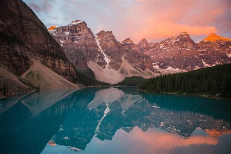 Wallpaper Id 209224 The Azure Moraine Lake Reflecting Nearby