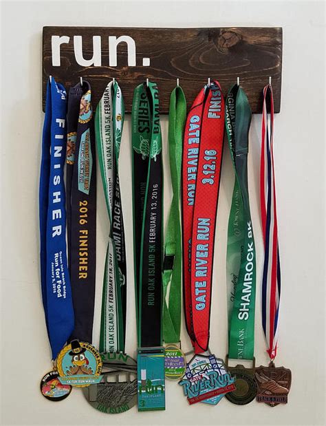 Unique running gifts that are perfect for any occasion. 20 Inexpensive (Yet Amazing) Gifts for Runners
