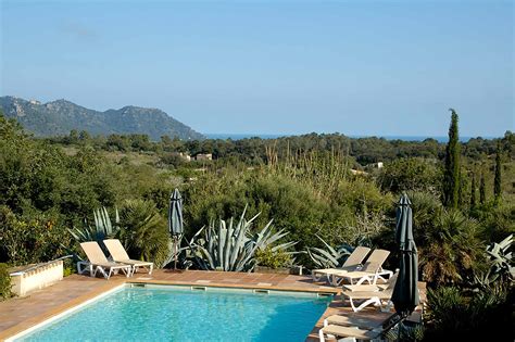 Finca de monte con encinar y 8.000 mts. Landhotel mit Charme Mallorca - Eigenschaften - El Encinar ...