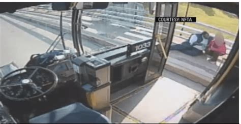 Bus Driver Spots Student Seconds From Committing Suicide Stops Her
