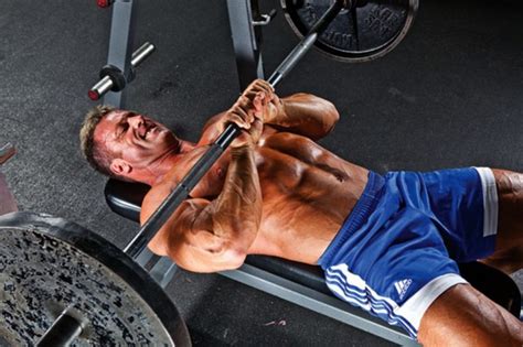 Close Grip Bench Press Training Builderoid