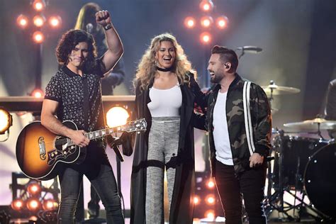 Dan Shay Turn Speechless Into Gorgeous Duet With Tori Kelly At